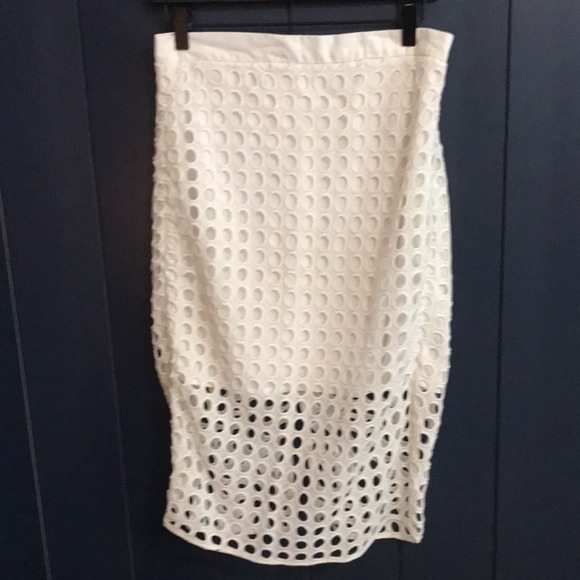 Banana Republic White Dot Pencil overlay midi skirt size 8 - Picture 5 of 8